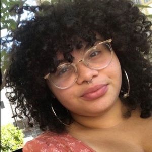 Meet your Posher, Angelis